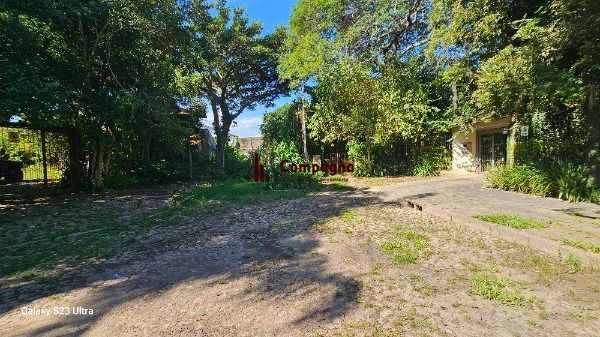 Terreno em Porto Alegre, no bairro Ipanema, à venda.