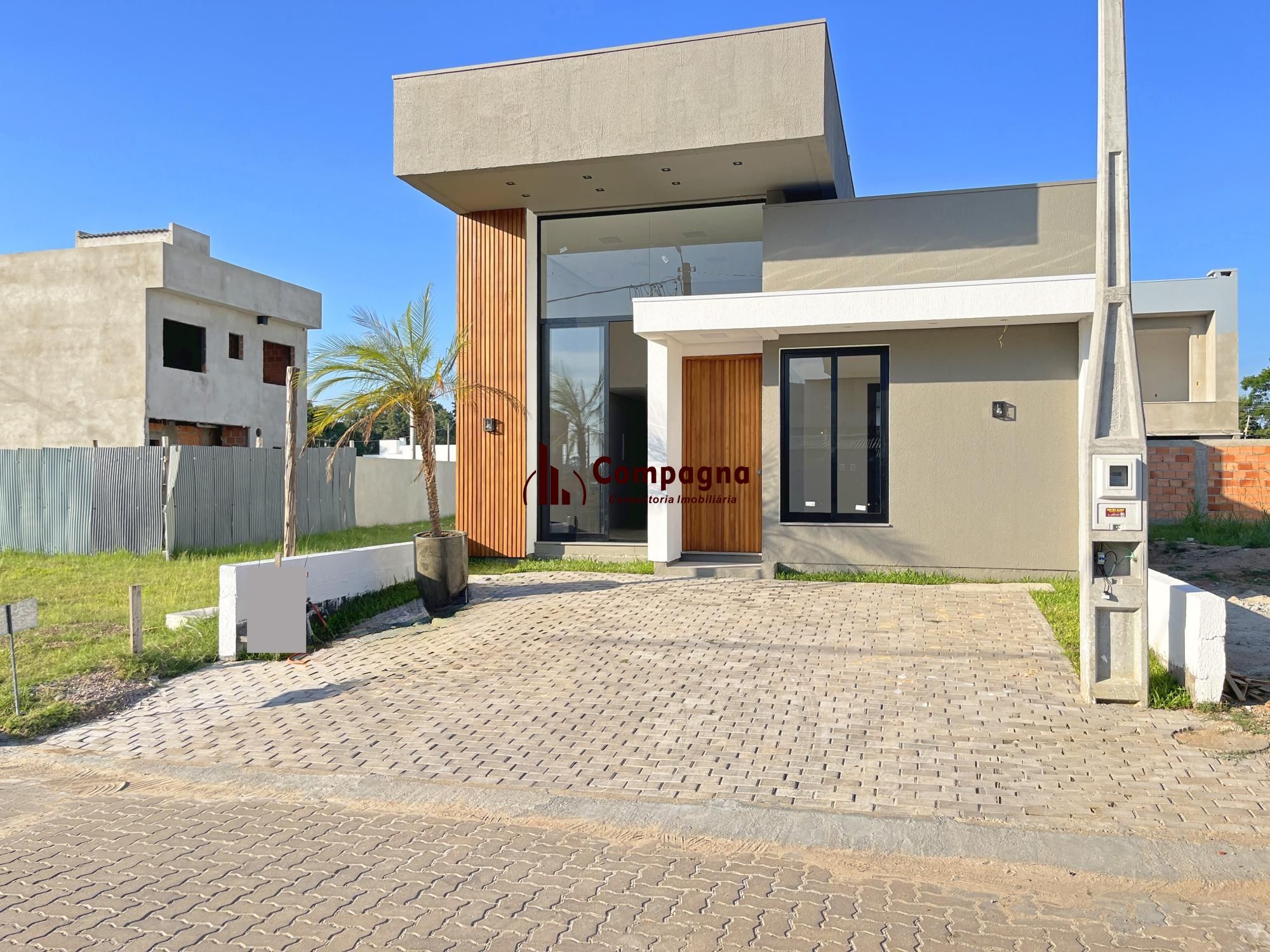 Casa Condominio em Porto Alegre, no bairro Hípica, com 3 dormitório(s), e 3 banheiros, à venda. — foto 2
