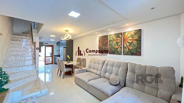 Casa em Porto Alegre, no bairro Guarujá, com 2 dormitório(s), e 2 banheiros, à venda. — foto 3