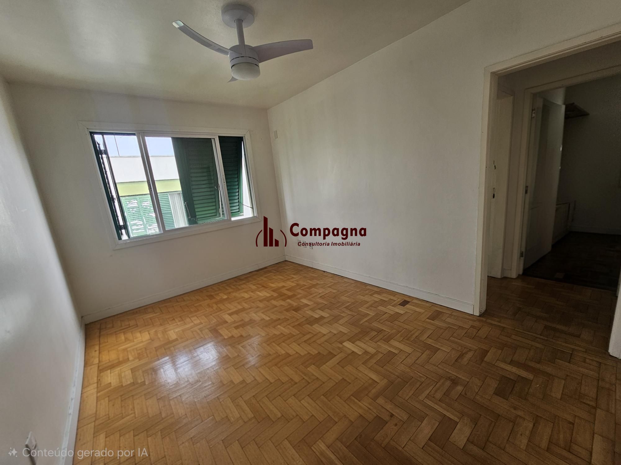 Apartamento com 73,00m² privativos reformado 2 dormitórios dependência de empregada 2 banheiros c/ churrasqueira a 50mts da Av. Bento Gonçalves ! — foto 2