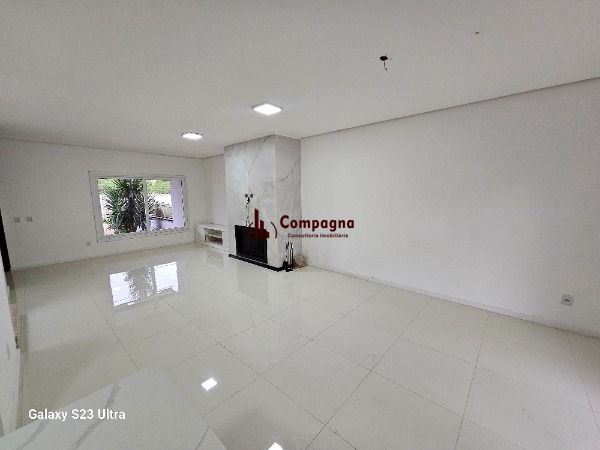 Casa Condominio em Porto Alegre, no bairro Hípica, com 4 dormitório(s), e 4 banheiros, à venda. — foto 5