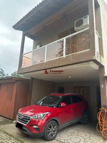 Casa Condominio em Porto Alegre, no bairro Ponta Grossa, com 3 dormitório(s), e 3 banheiros, à venda.
