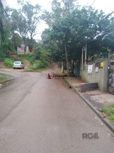Casa em Porto Alegre, no bairro Hípica, com 2 dormitório(s), e 2 banheiros, à venda. — foto 3