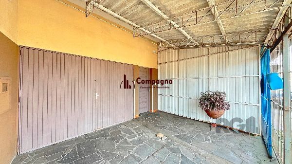 Predio em Porto Alegre, no bairro Hípica, e 0 banheiros, à venda. — foto 3