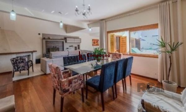 Casa em Porto Alegre, no bairro Aberta dos Morros, com 4 dormitório(s), e 4 banheiros, à venda. — foto 3