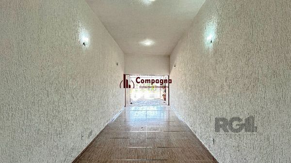 Predio em Porto Alegre, no bairro Hípica, e 0 banheiros, à venda. — foto 5