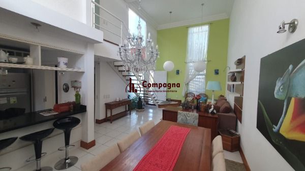 Casa em Porto Alegre, no bairro Espírito Santo, com 3 dormitório(s), e 3 banheiros, à venda. — foto 4