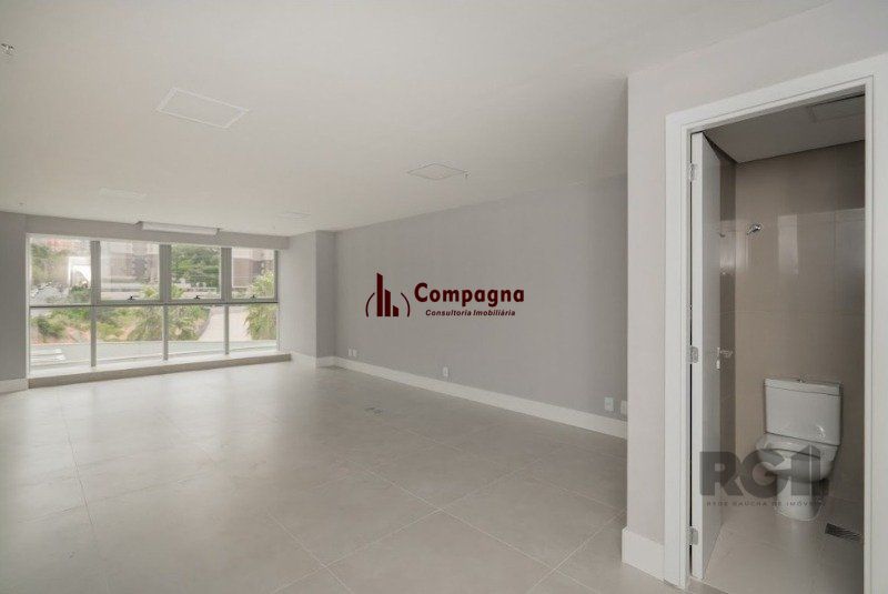 Sala Comercial à venda, 48m², Petrópolis - Porto Alegre — foto 4