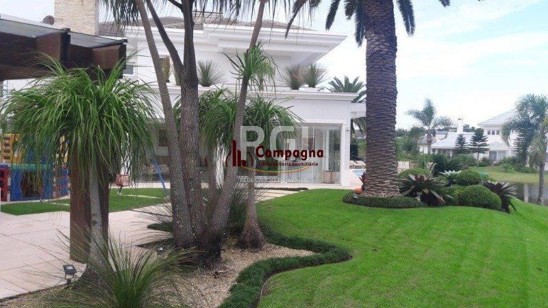 Casa para Venda - 728.71m², 6 dormitórios, sendo 6 suites, 3 vagas - Atlântida