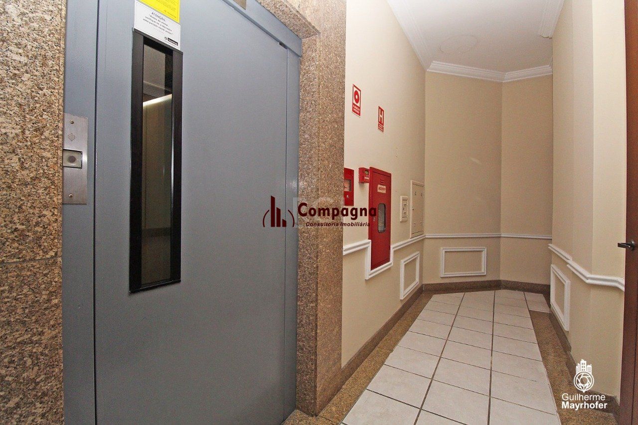 Apartamento para Venda - 76.17m², 2 dormitórios, sendo 1 suites, 2 vagas - Menino Deus — foto 3
