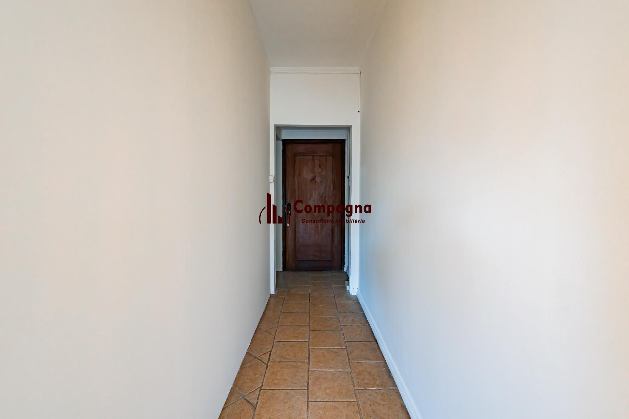 Apartamento de 2 Quartos com pátio no bairro Petrópolis — foto 4