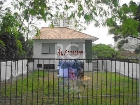 Casa 3 quartos à venda, 200m², Passo da Areia - Porto Alegre