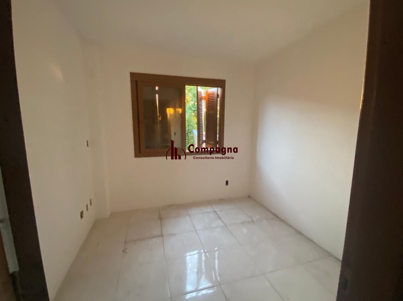 Casa Condominio para Venda - 1200m², 3 dormitórios, sendo 1 suites, 2 vagas - Ipanema — foto 3