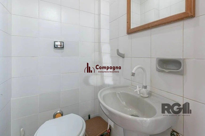 Sala Comercial à venda, 32m², Passo da Areia - Porto Alegre — foto 2