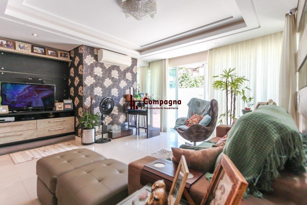 Apartamento para Venda - 198.4m², 3 dormitórios, sendo 1 suites, 2 vagas - Boa Vista