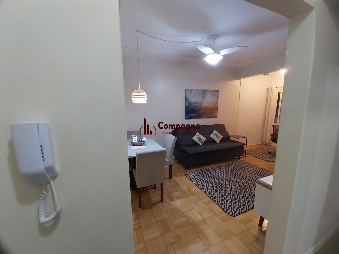 Oportunidade Excelente Apartamento 1D Mobiliado 2 piso com elevador Cidade Baixa. — foto 2