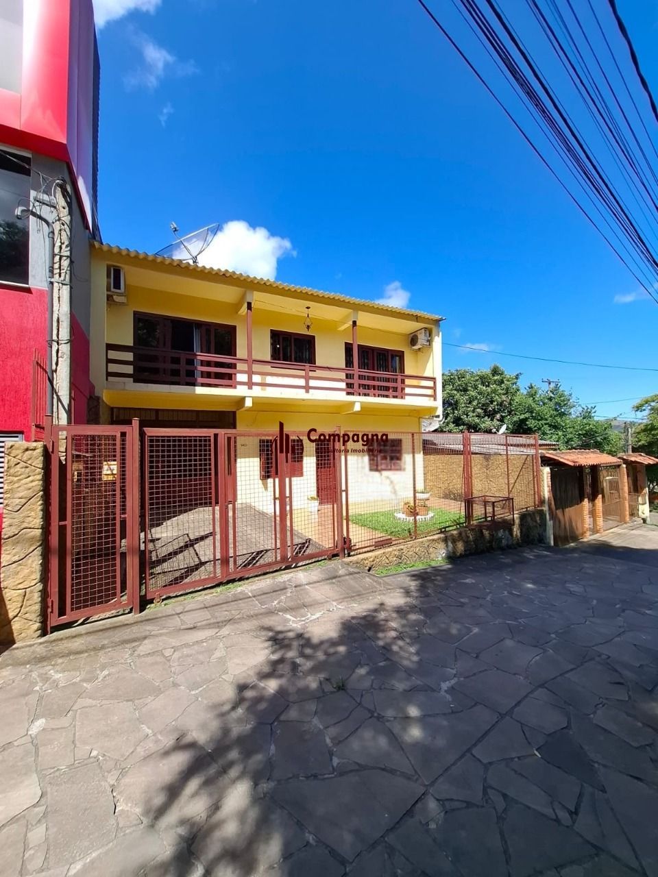 Casa 4 quartos à venda, 254m², Vila Nova - Porto Alegre
