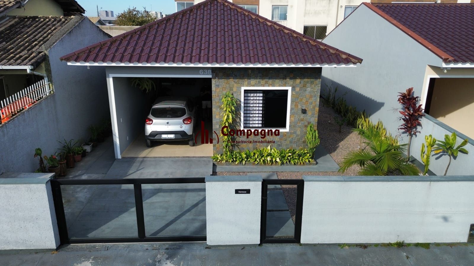 Casa a venda em Palhoça, Barra do Aríriu — foto 1