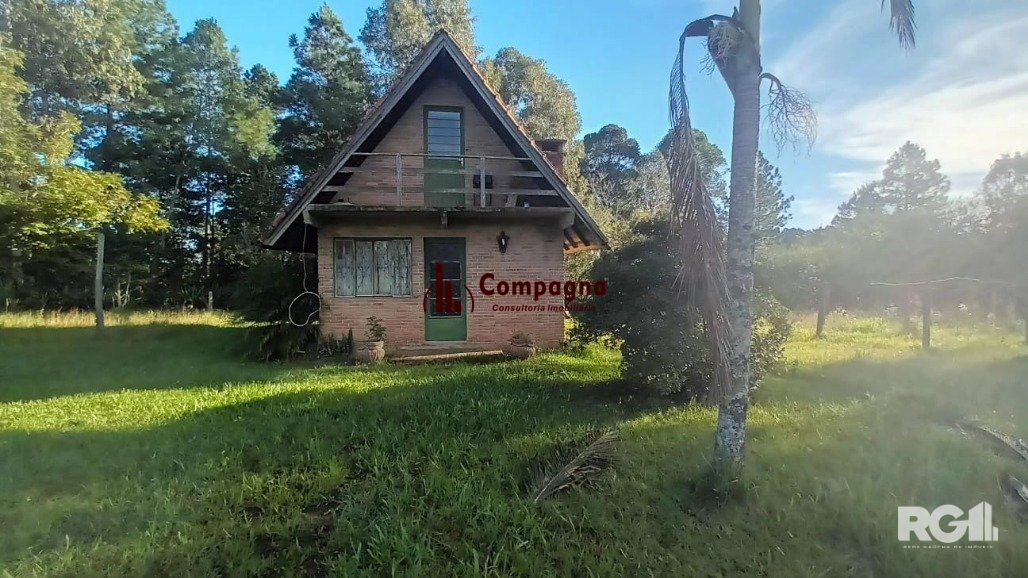 Sítio com 7.000m² no Parque Florestal Itapuã composto por dois terrenos, o primeiro medindo 3.420m² e o segundo 3.562,50m² Uma excelente opção para quem busca tranquilidade mesmo dentro da cidade. — foto 2