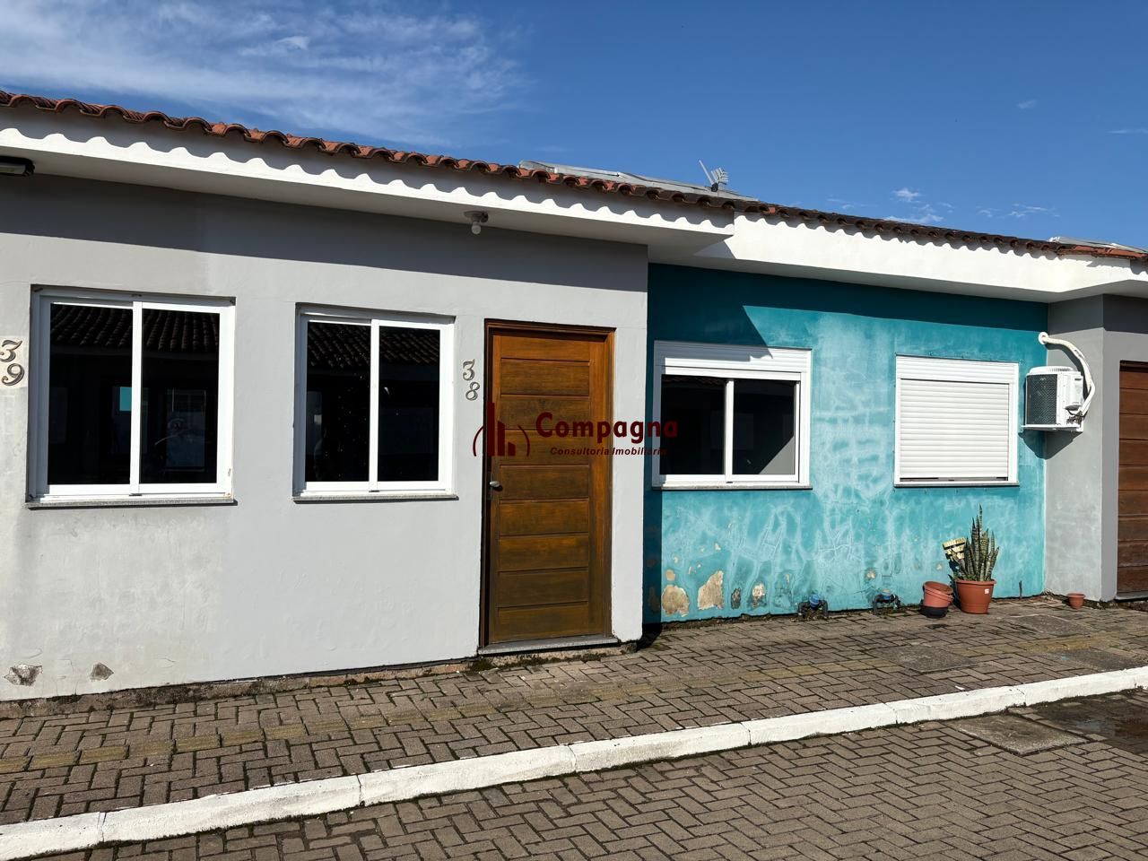 Casa de Condomínio 2 quartos à venda, 46m², Ponta Grossa - Porto Alegre