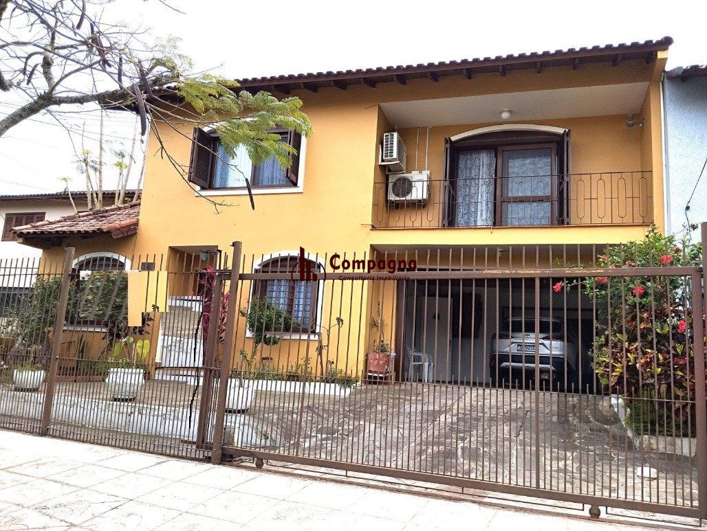Casa 5 quartos à venda, 330m², Campo Novo - Porto Alegre
