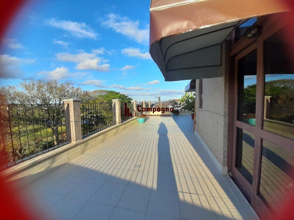 Cobertura para Venda - 250.15m², 3 dormitórios, sendo 2 suites, 3 vagas - Cristo Redentor