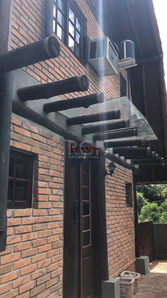 Casa para Venda - 367m², 2 dormitórios, Belém Novo