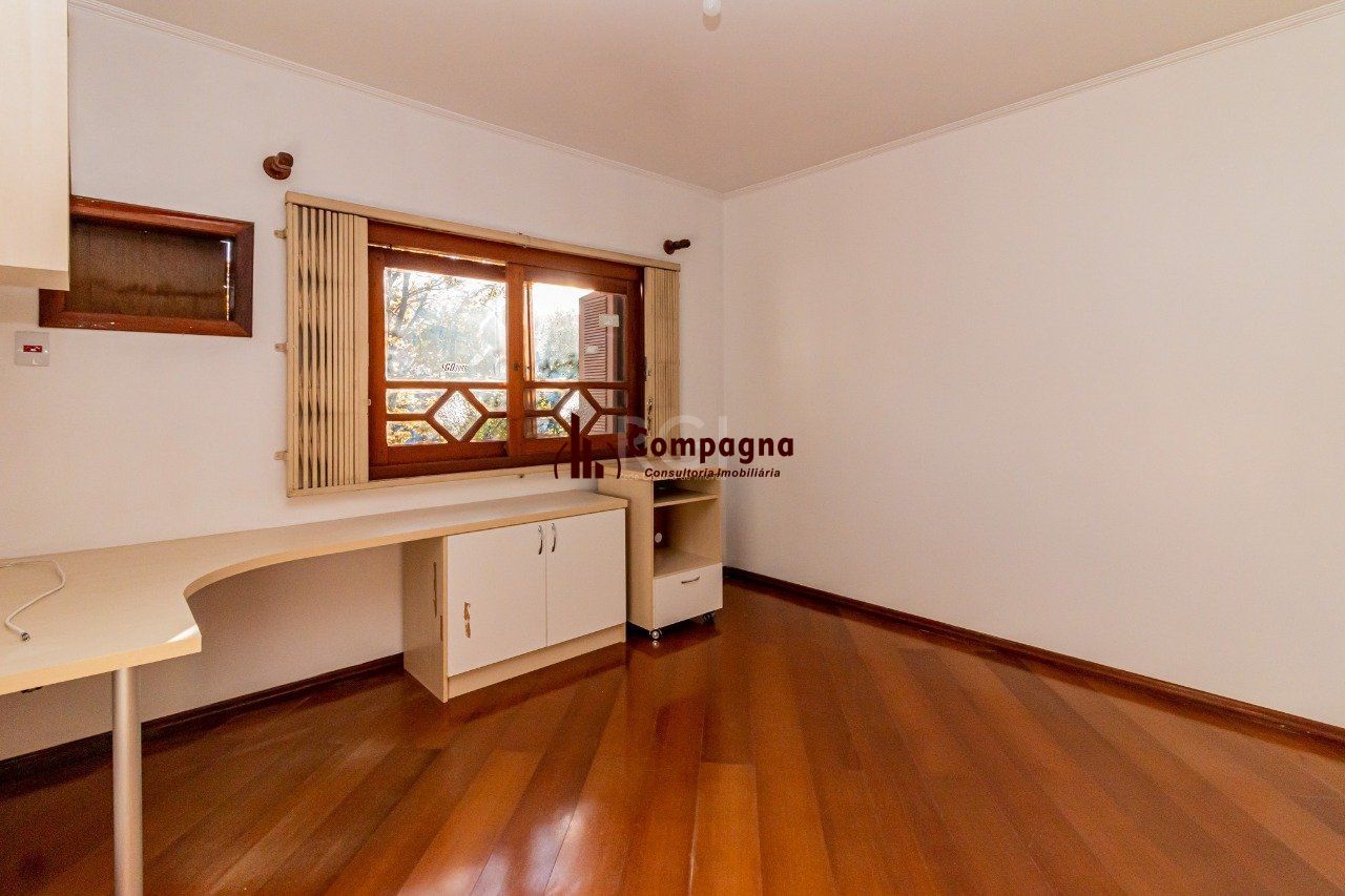 Casa para Venda - 431m², 4 dormitórios, sendo 2 suites, 3 vagas - Jardim Itu Sabará — foto 4