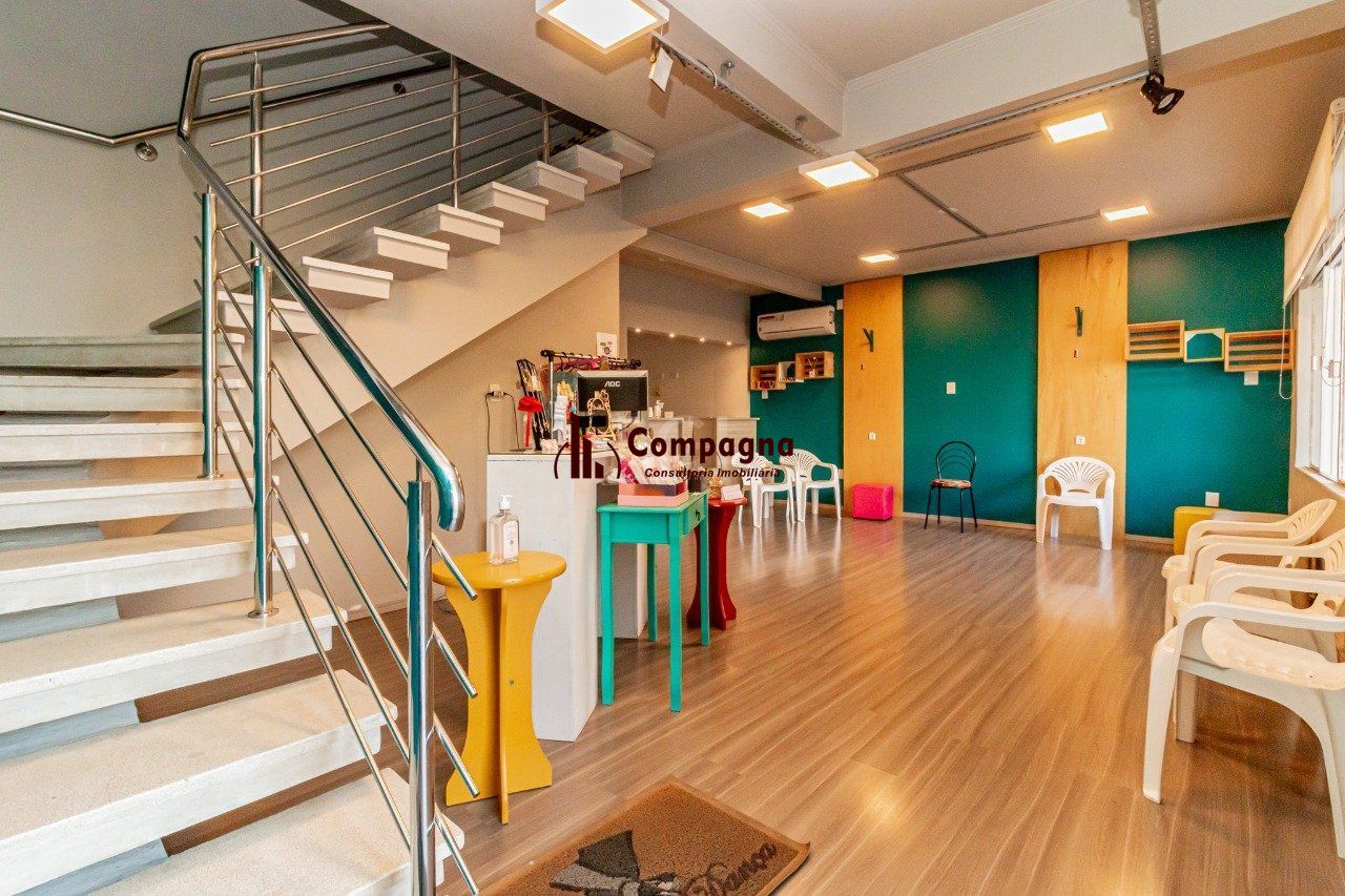 Casa Comercial para Venda - 193m², 0 dormitórios, Vila Ipiranga — foto 2