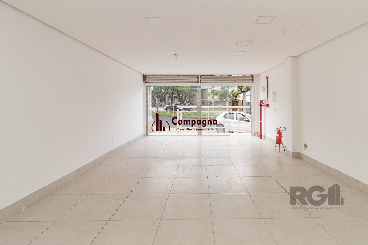 Loja à venda, 48m², Jardim Sabará - Porto Alegre — foto 2