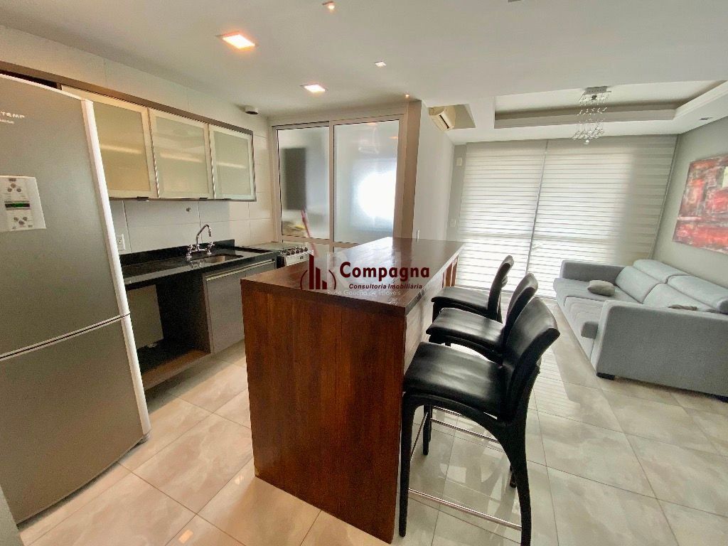 Apartamento Para Comprar  no Karpathos com 2 Dormitórios transformado em 1 suite com closet