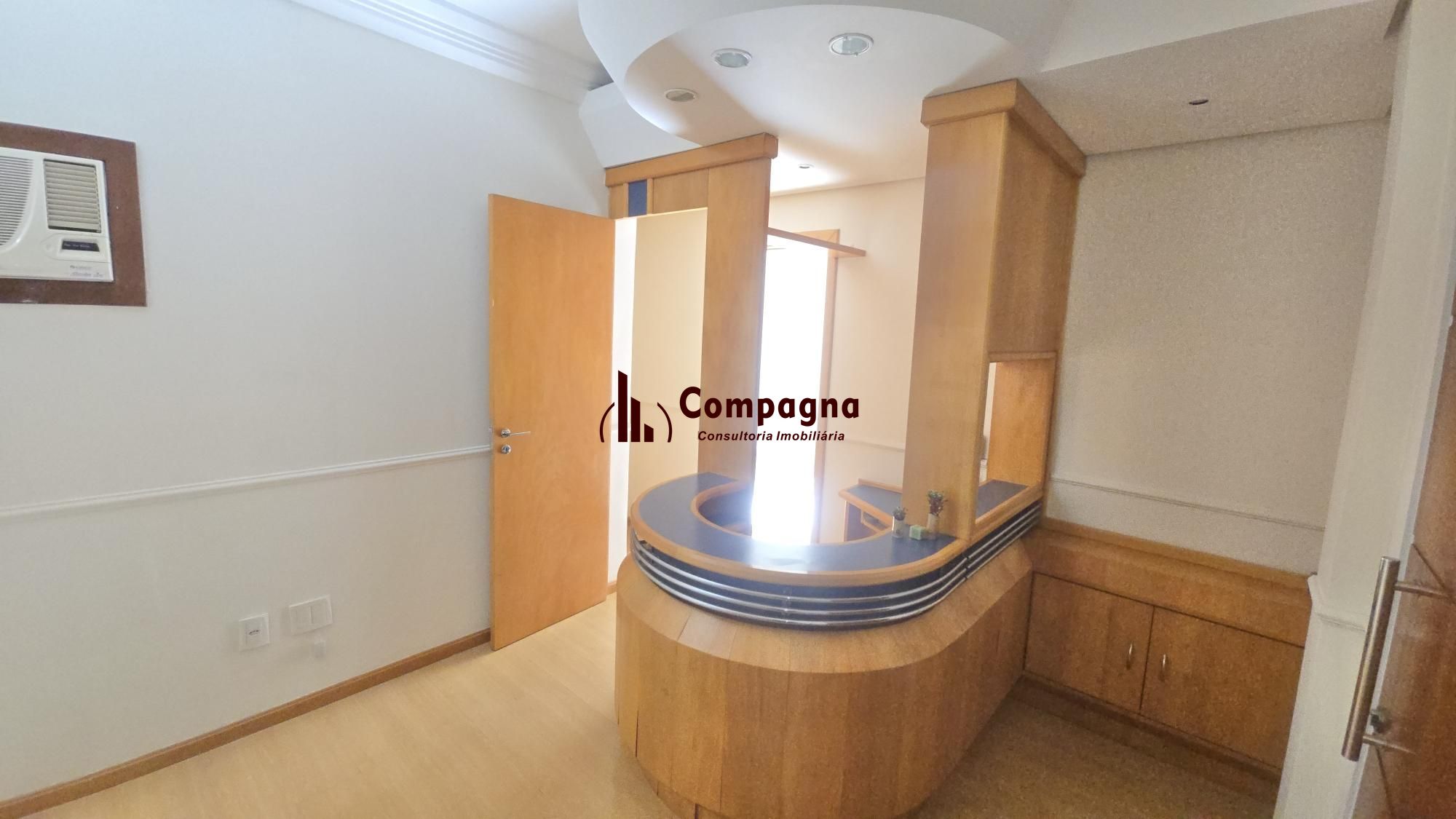 Sala, 35 m² -Para comprar  por R$ 260.000,00  - Auxiliadora - Porto Alegre/RS