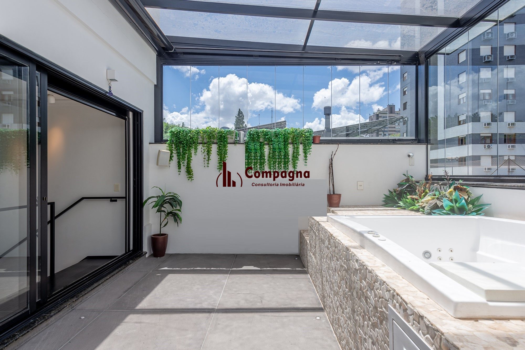 Cobertura com 115m² e 2 dormitórios, 2 suítes, 1 vaga — foto 5
