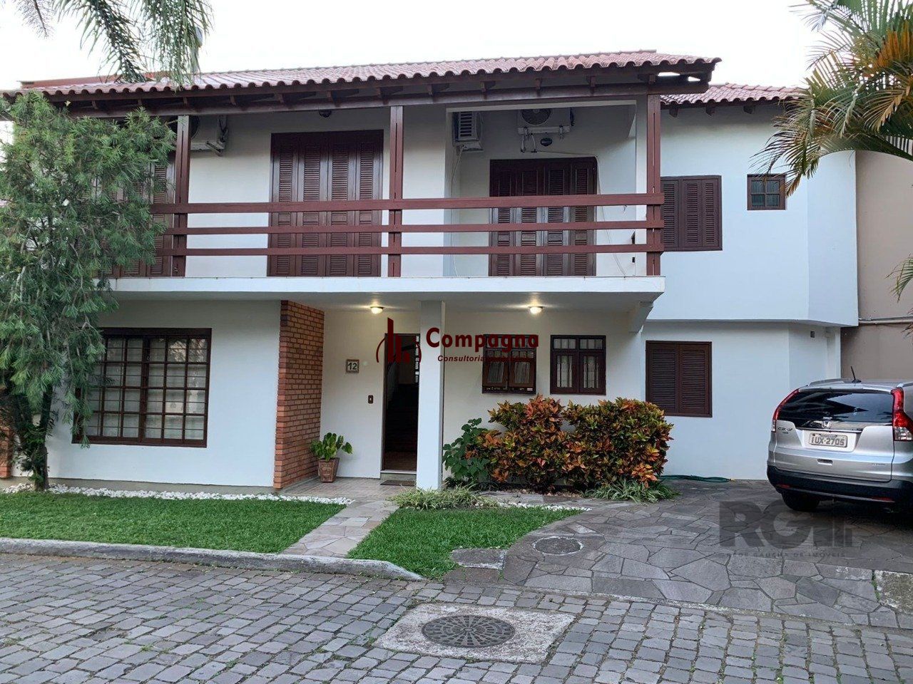Casa 03 Dormitórios Condomínio Fechado Bairro Jardim Isabel