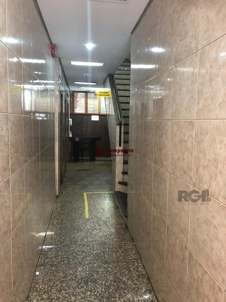 VENDE EXCELENTE CONJUNTO COMERCIAL NO CORAÇÃO DO CENTRO HISTÓRICO — foto 2