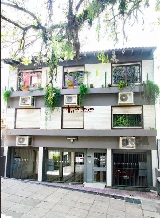 EXCELENTE APARTAMENTO 3 DORIMITÓRIOS, SENDO 1 SUÍTE, 4 BANHEIROS, COM BOX