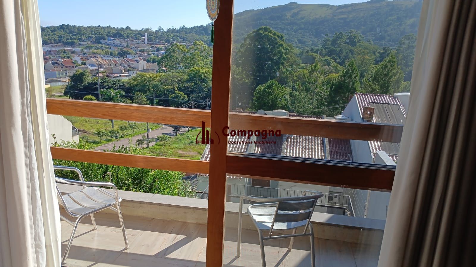 Casa a venda com piscina de 3 dormitórios em porto alegre — foto 3