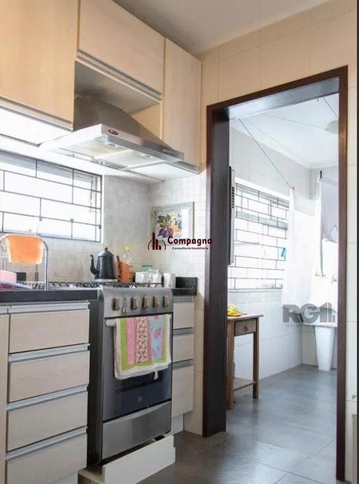 EXCELENTE APARTAMENTO 3 DORIMITÓRIOS, SENDO 1 SUÍTE, 4 BANHEIROS, COM BOX — foto 4