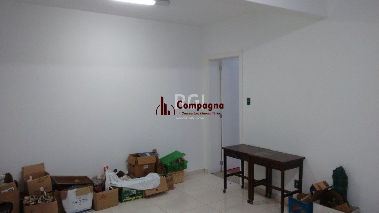 Casa para Venda - 363m², 3 dormitórios, sendo 1 suites, 2 vagas - São João — foto 4