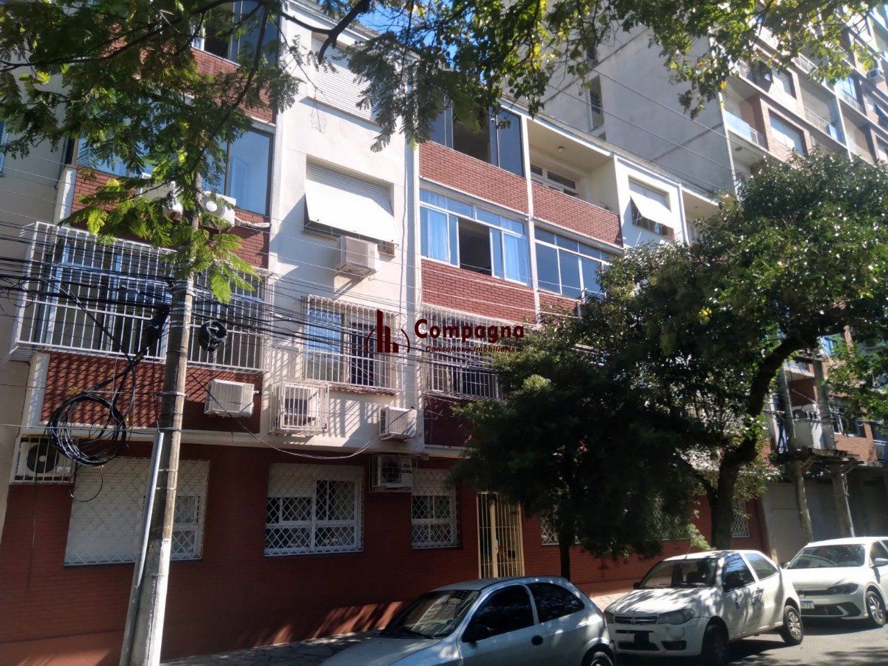 Amplo apartamento, 107 metros privativos. 3 dormitórios — foto 2