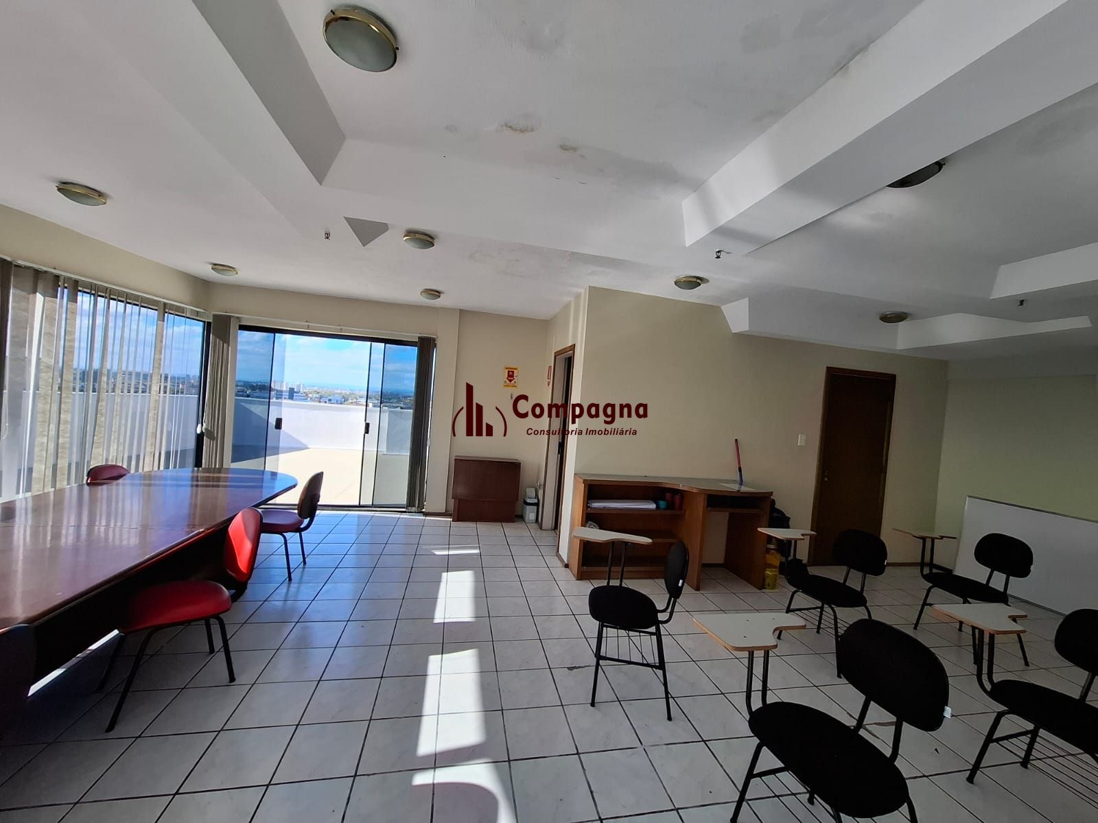 Sala comercial a venda no bairro Higienópolis em Porto Alegre — foto 3