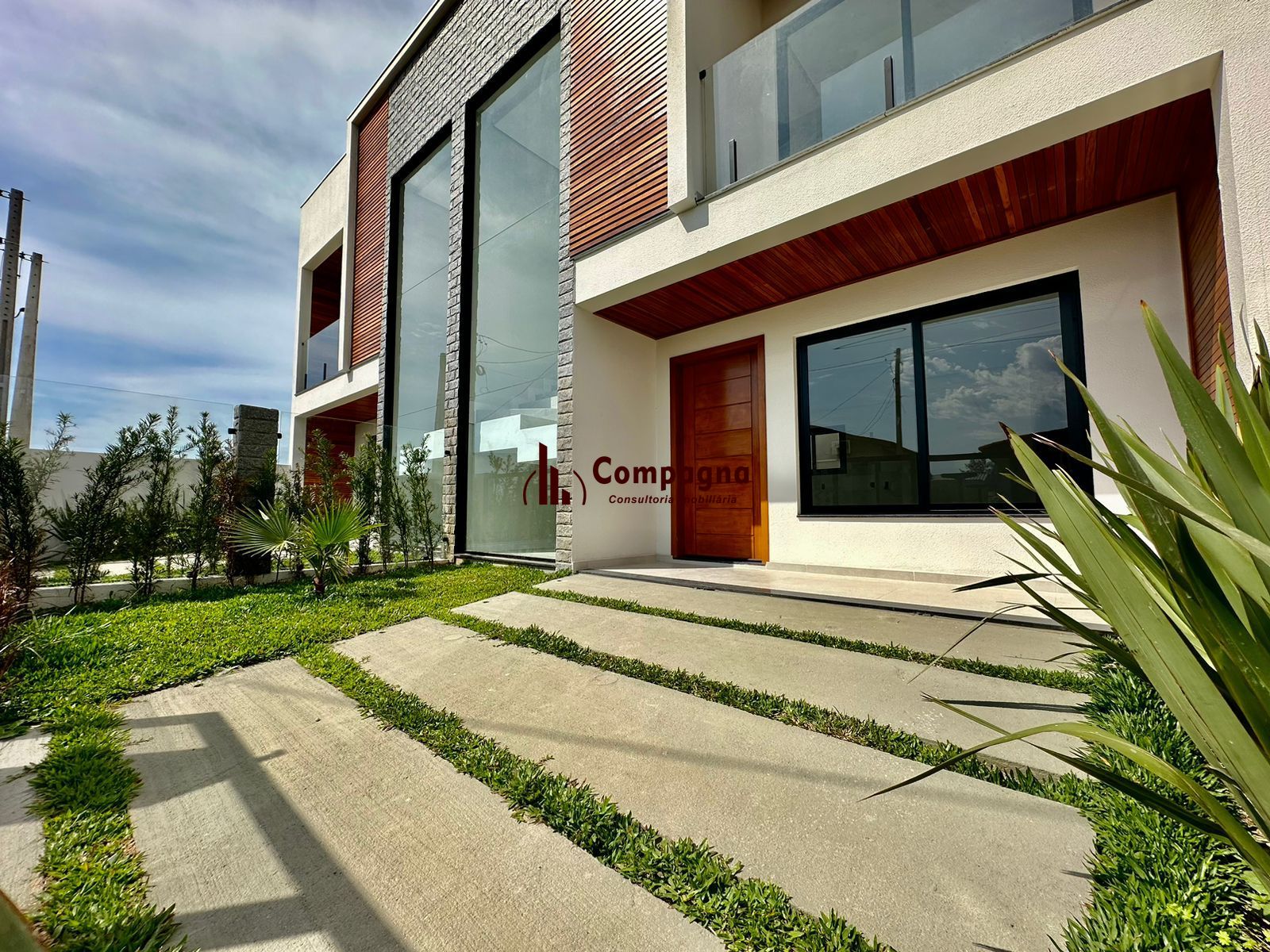 Casa com duas suítes na Praia Azul em Passo de Torres à 150 metros do mar. — foto 2