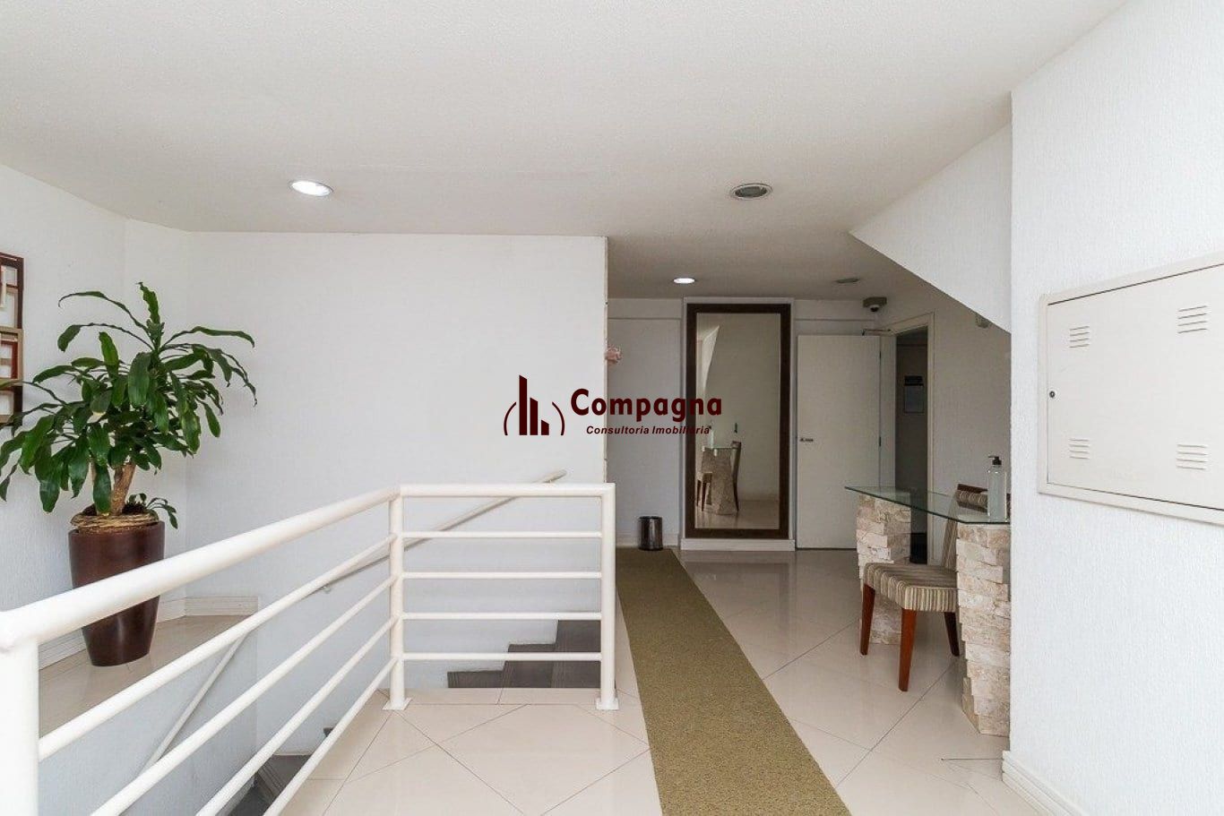 Apartamento de 2 quartos, suíte e 1 vaga de garagem no bairro Jardim Botânico — foto 2