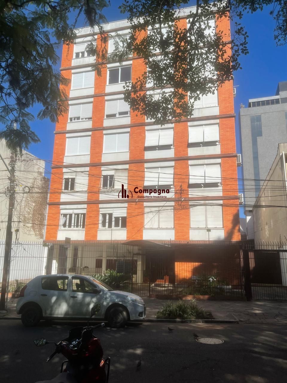Apartamento de 3 quartos e 1 vaga garagem no bairro Rio Branco em Porto Alegre