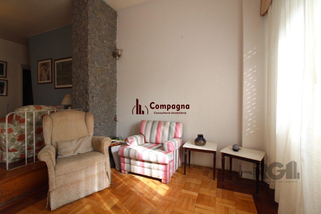 Casa à venda 4 quartos (dormitórios), suíte, 3 vagas - Partenon, Porto Alegre — foto 5
