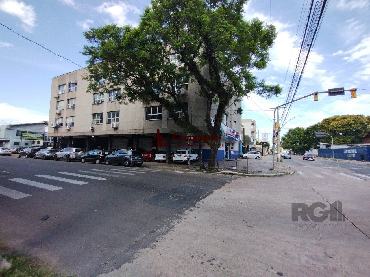 Sala Comercial à venda, 40m², Navegantes - Porto Alegre — foto 2