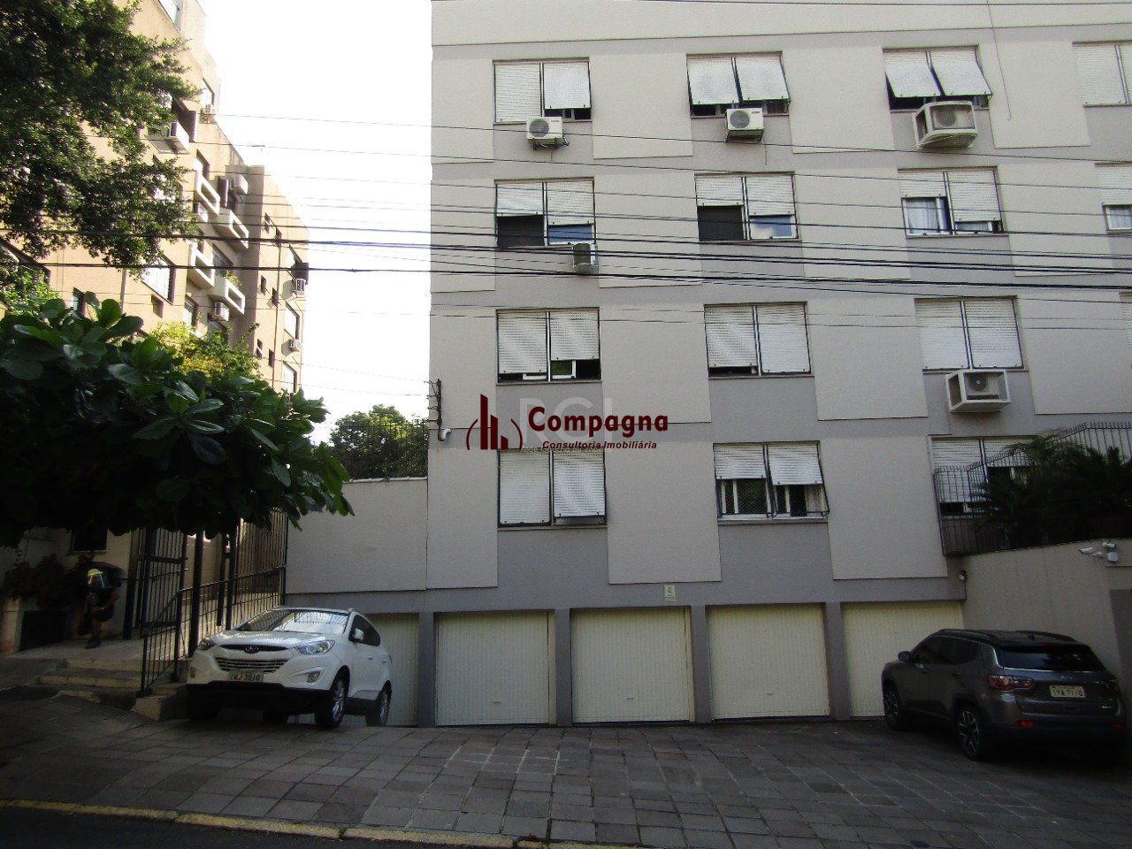 Apartamento para Venda - 71.01m², 2 dormitórios, 2 vagas - São João