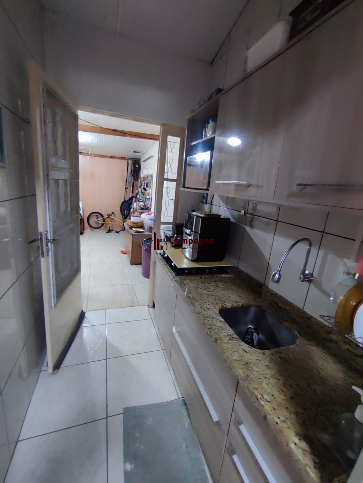 Casa no bairro Hípica - 2 dormitórios — foto 5