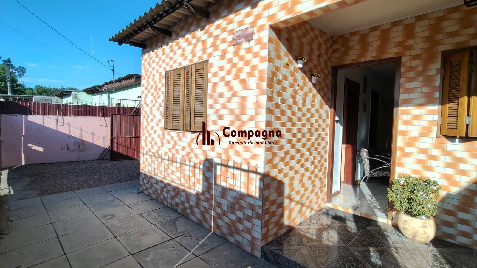 Casa ótima no bairro Restinga - 2 Dormitórios — foto 2