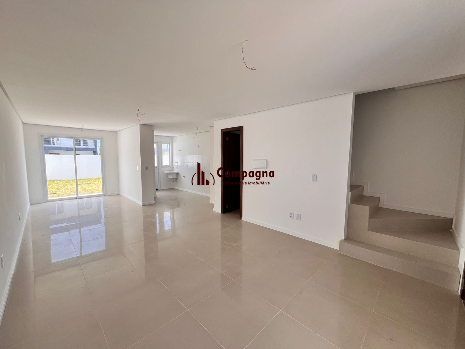 Casa no Bairro Aberta dos Morros - 3 Dormitórios Sendo 2 Suítes — foto 2